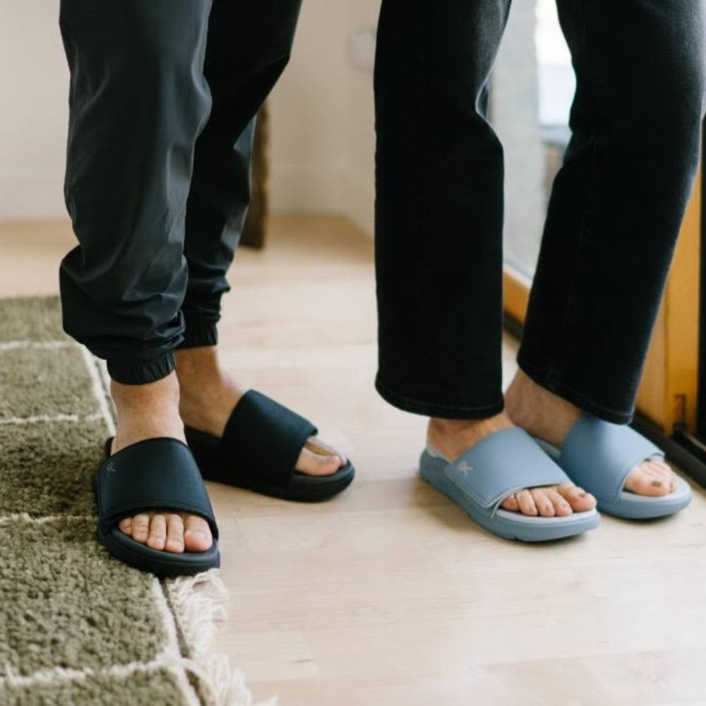 Men's KURU MOMENT, Jet Black/Storm Gray